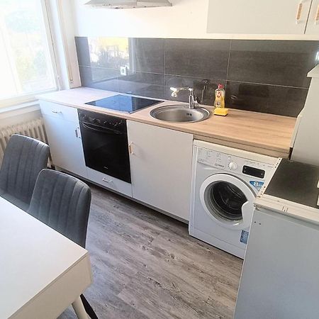 Апартаменты Fmi110 Next To Airport Рюссельхайм Экстерьер фото