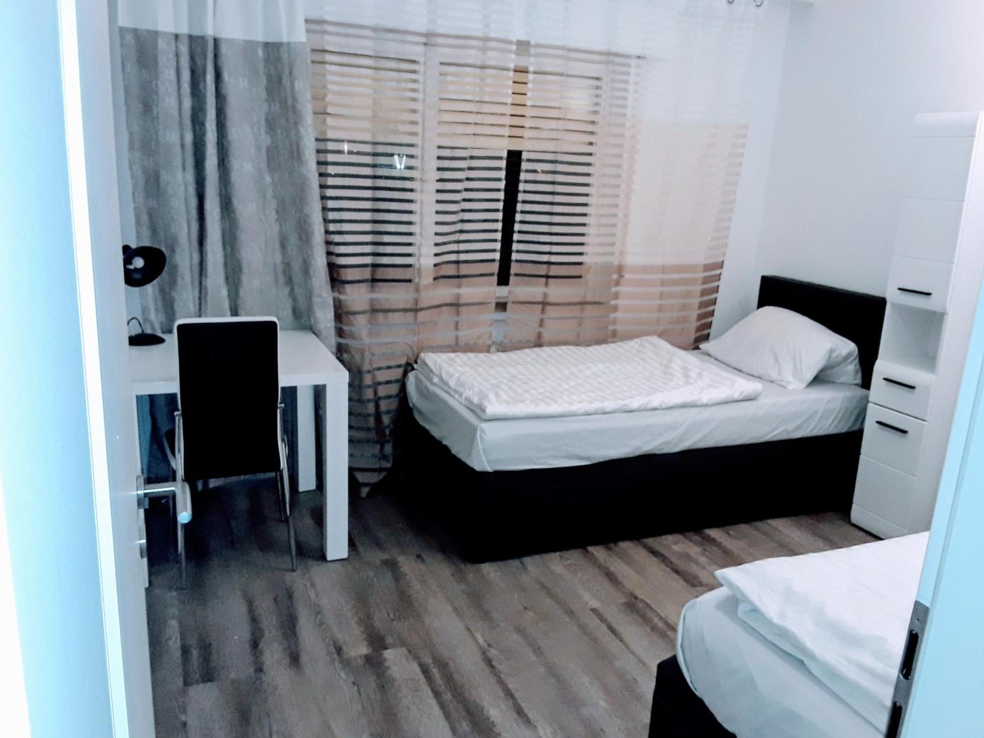 Апартаменты Fmi110 Next To Airport Рюссельхайм Номер фото